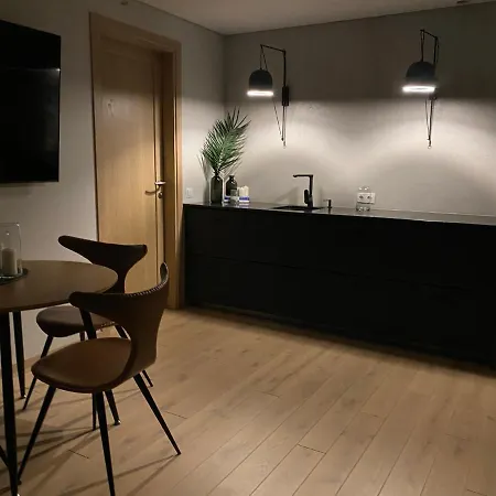 Appartamento Black Amber Palanga
